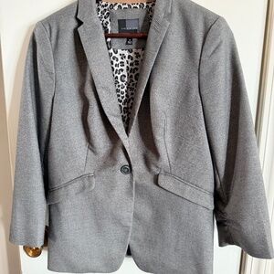 The Limited 3/4 sleeve suit jacket